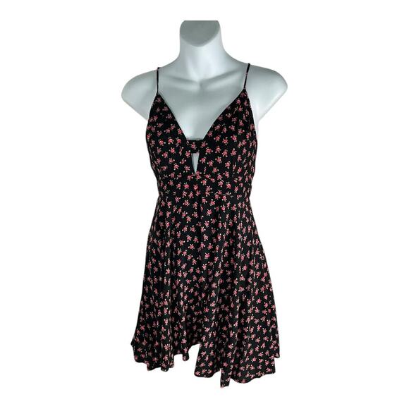 Forever 21 Size Small Short Dress Black & Pink Floral Deep V-Neck Crossed Strap - Picture 3 of 10